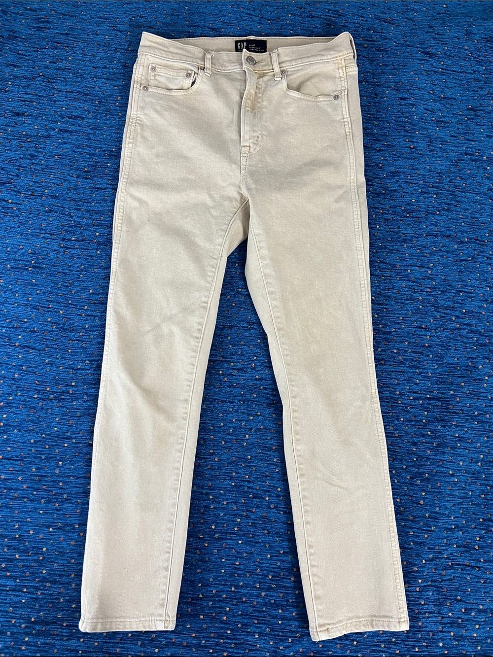 GAP women’s vintage slim high rise Straight jeans in Light Cream/khaki size 2/26